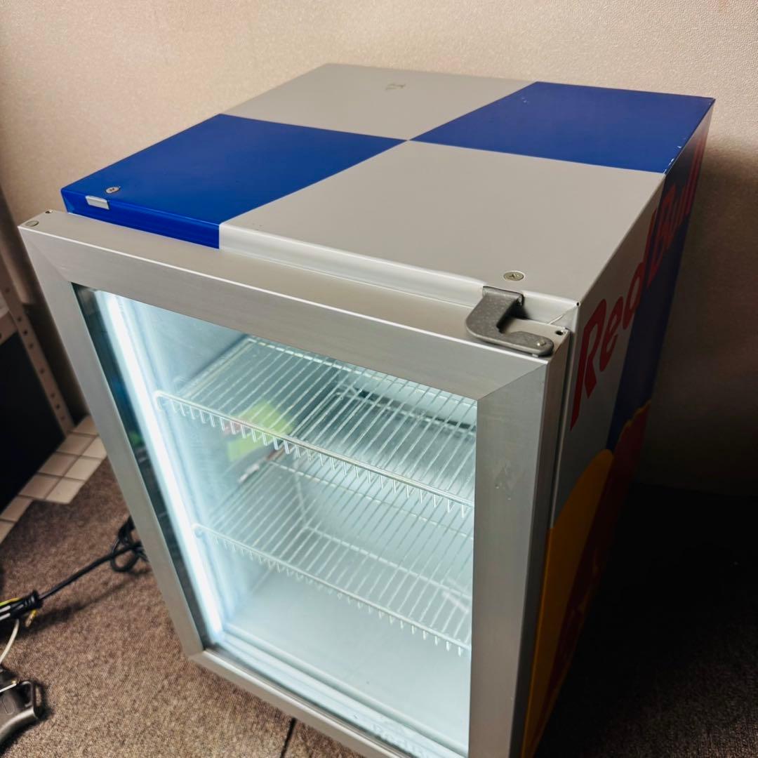 C74レア品✨ 最新モデルレッドブル 小型冷蔵庫 冷蔵ショーケース