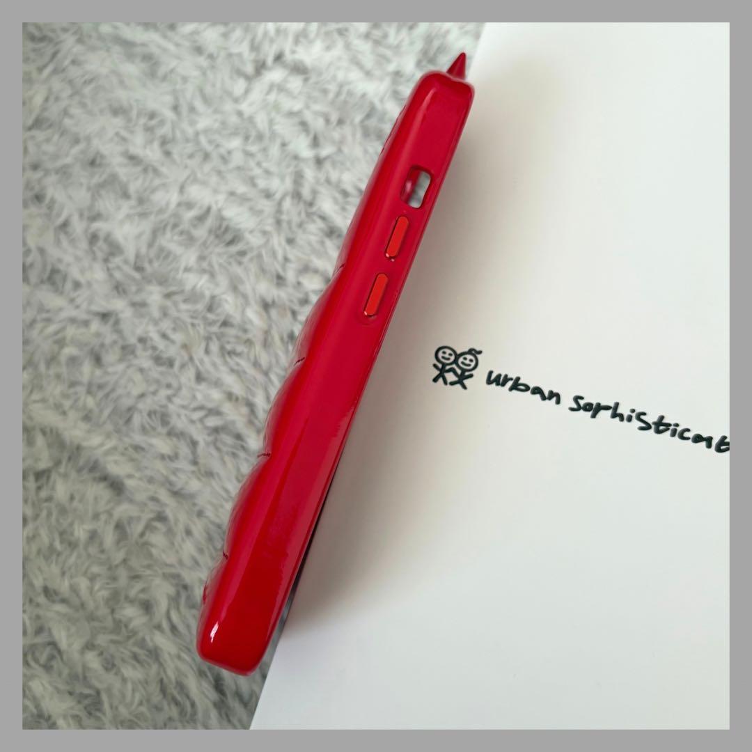 URBAN SOPHISTICATION スマホケース iPhone16Pro