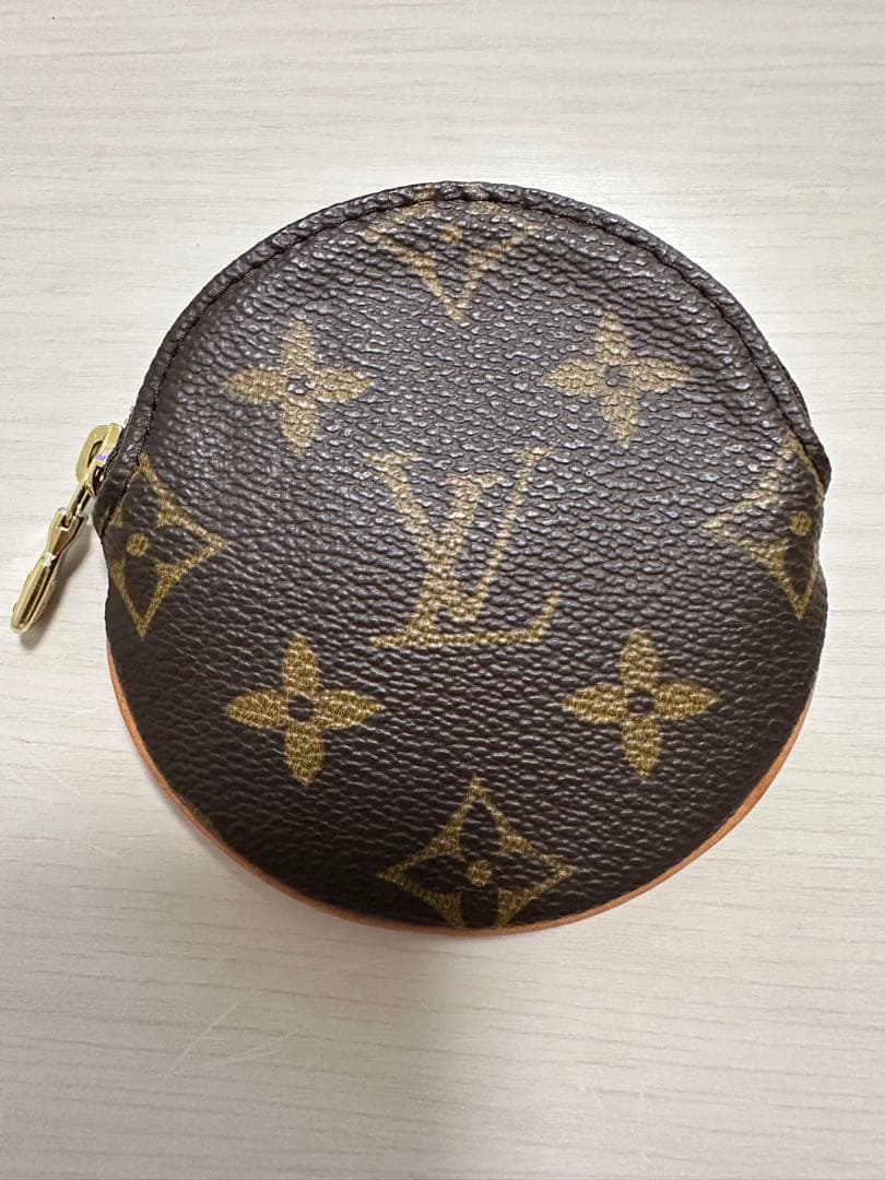 a.toaiku　LOUIS VUITTON モノグラム ケース