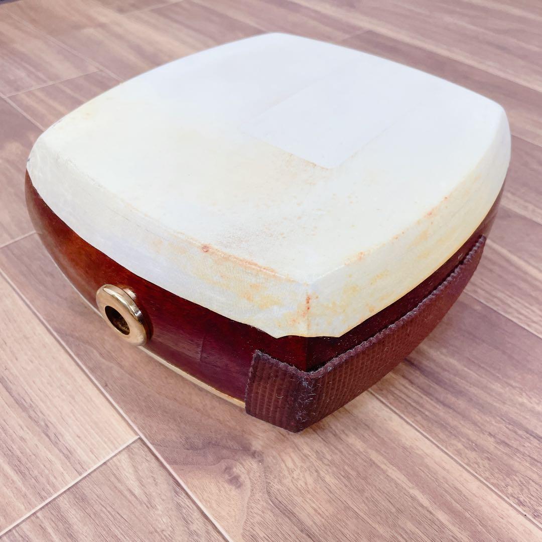 津軽三味線　花梨　丸打胴　津軽塗胴掛　太棹　正寸　天神欠け無　鼈甲撥付　平溝