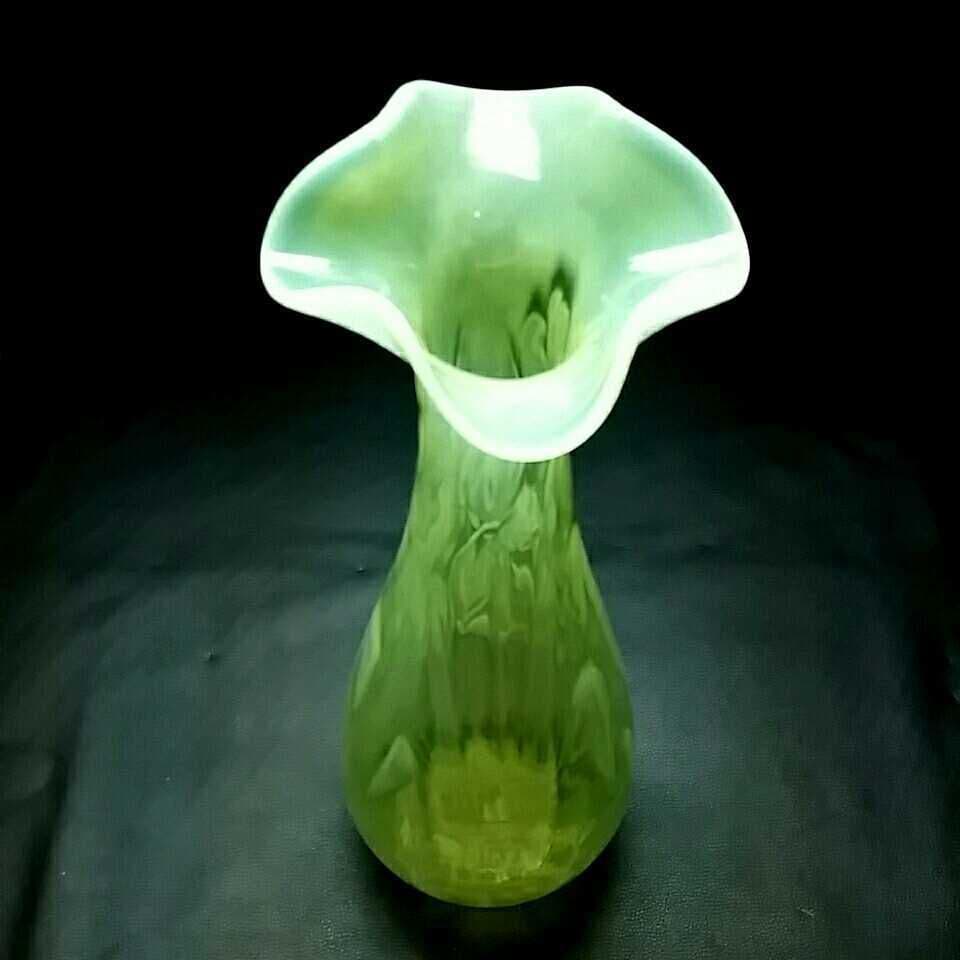 瀬戸内 です 大きな 手吹き ウラン ガラス フラワーベース