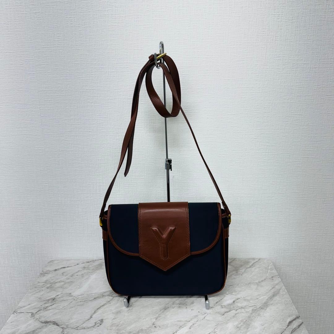 ✨YvesSaintLaurent✨イブサンローラン✨ネイビー✨ショルダーバッグ