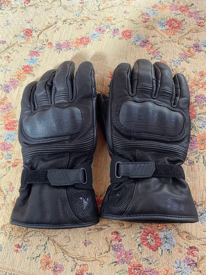 フリュガン グローブ