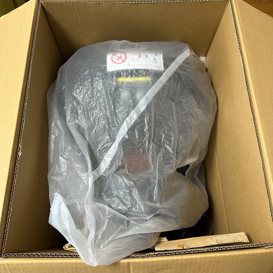 コンビCombi THE S ISOFIXエッグショック　チャイルドシート