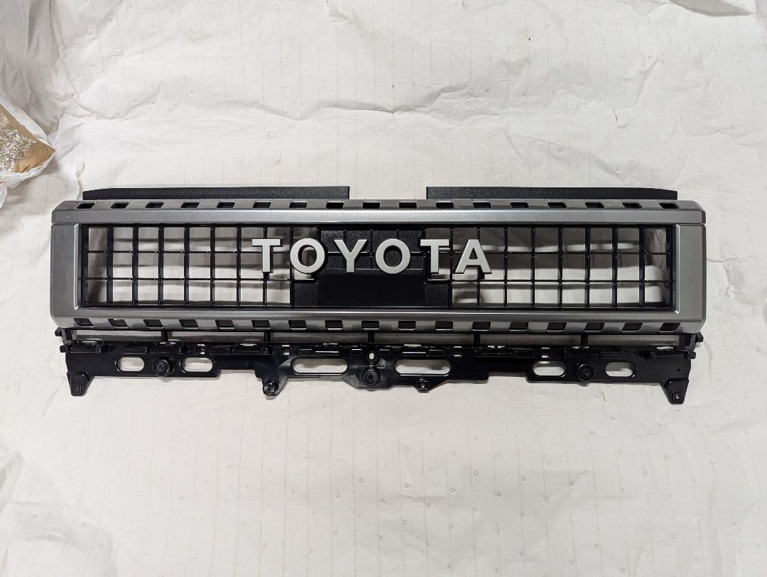 ランクル250vx ラジエーターグリル