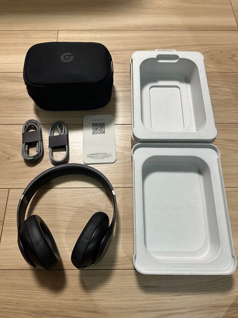 Beats Studio Buds ブラック