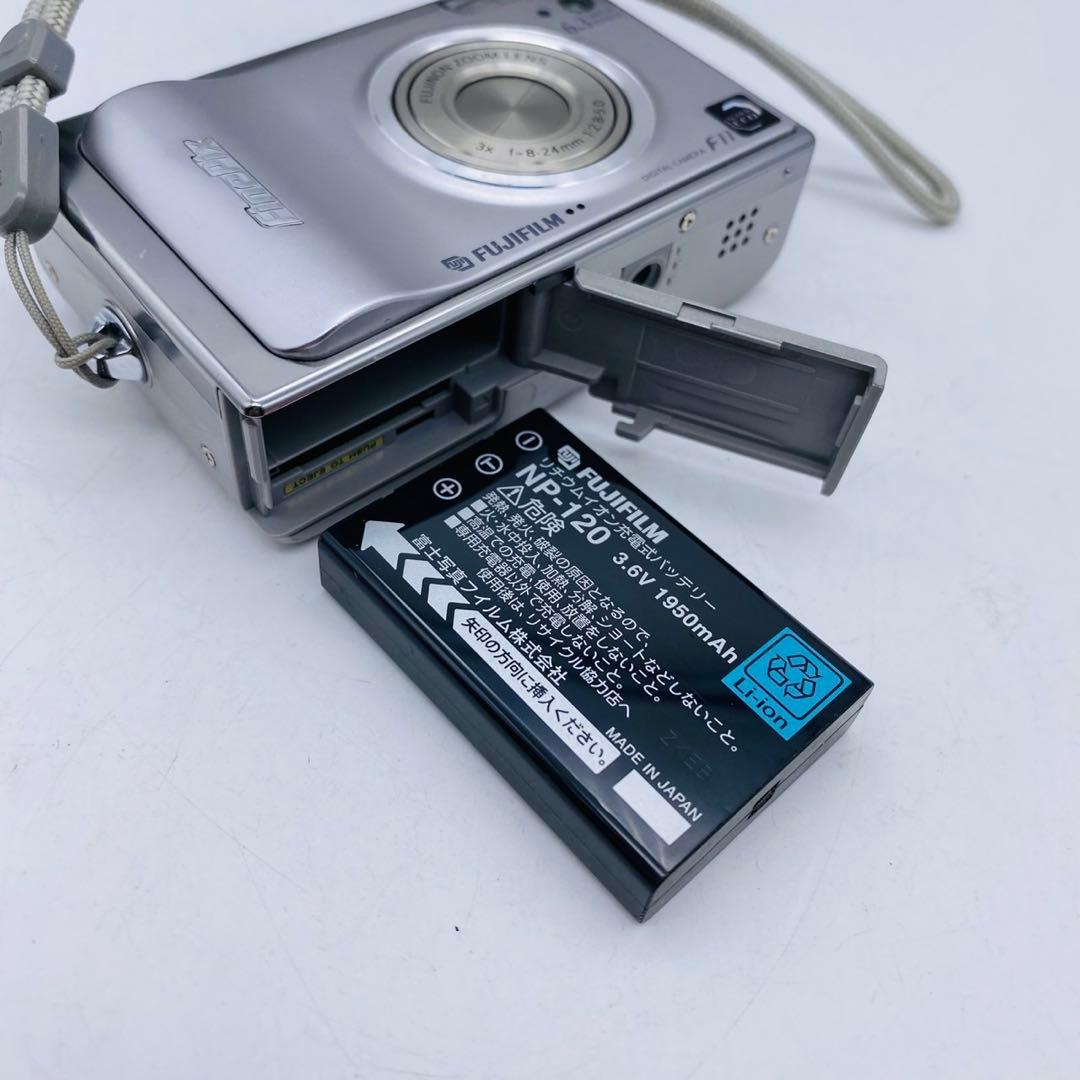 ★【美品動作確認済み】FUJIFILM FinePix F11