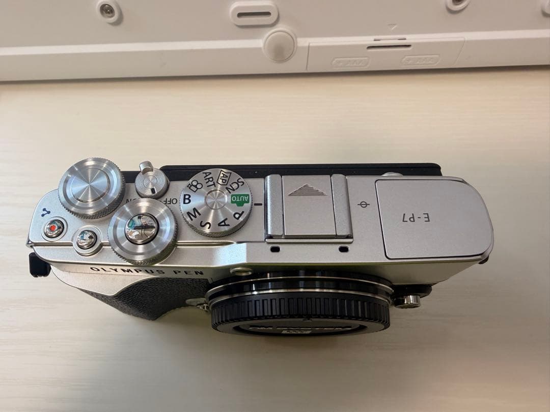 OLYMPUS PEN E-P7 EZ ダブルズームキット シルバー