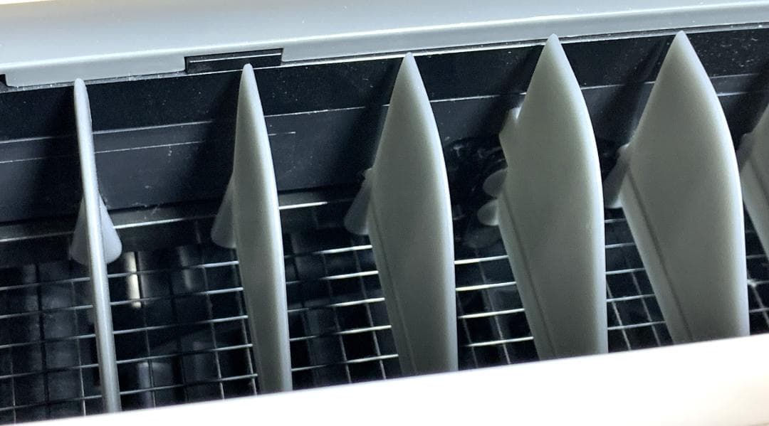 シャープ 40畳 プラズマクラスター 衣類乾燥除湿器 CV-P180 23年製