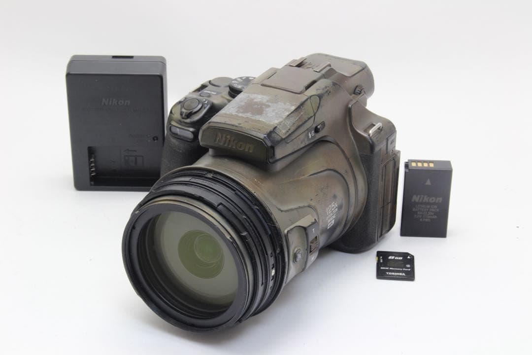 Nikon ニコン COOLPIX P1000 液晶不良 撮影可能