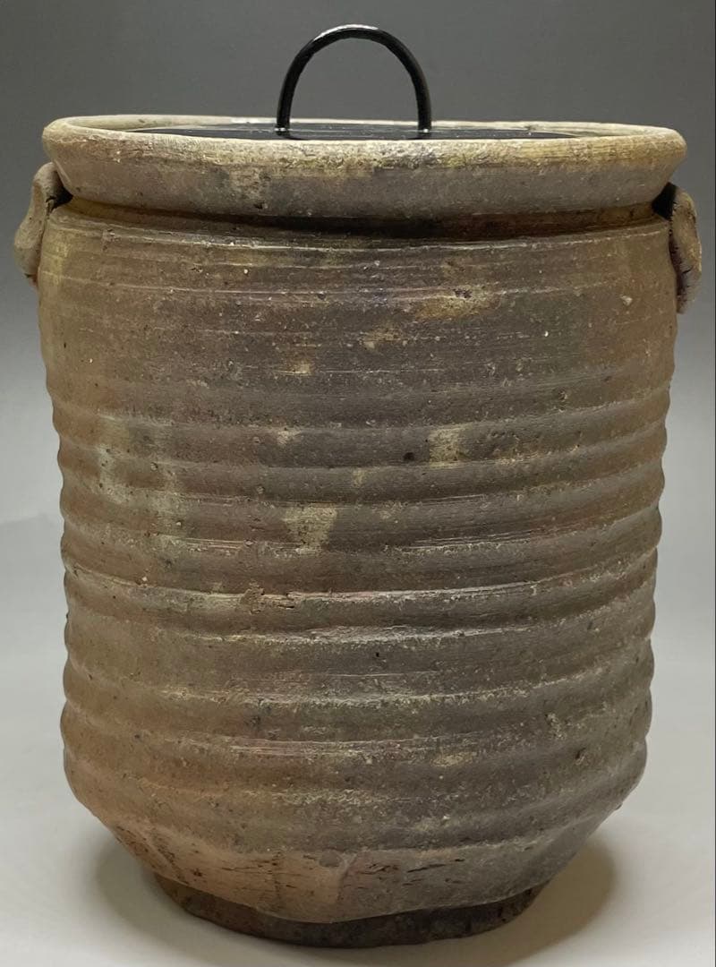 古備前　桂又三郎織　輪耳種壺水指　江戸末期　Y441