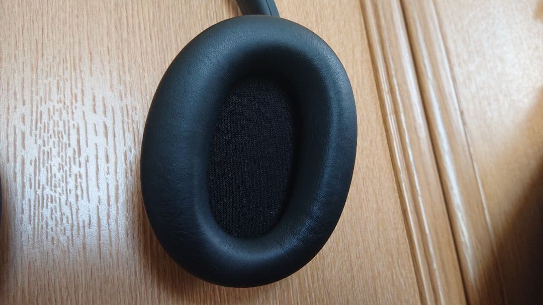 ワイヤレスノイズキャンセリングステレオヘッドセット WH-CH720N