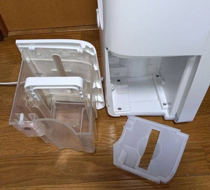 ス*コ様 シャープ衣類乾燥除湿機。