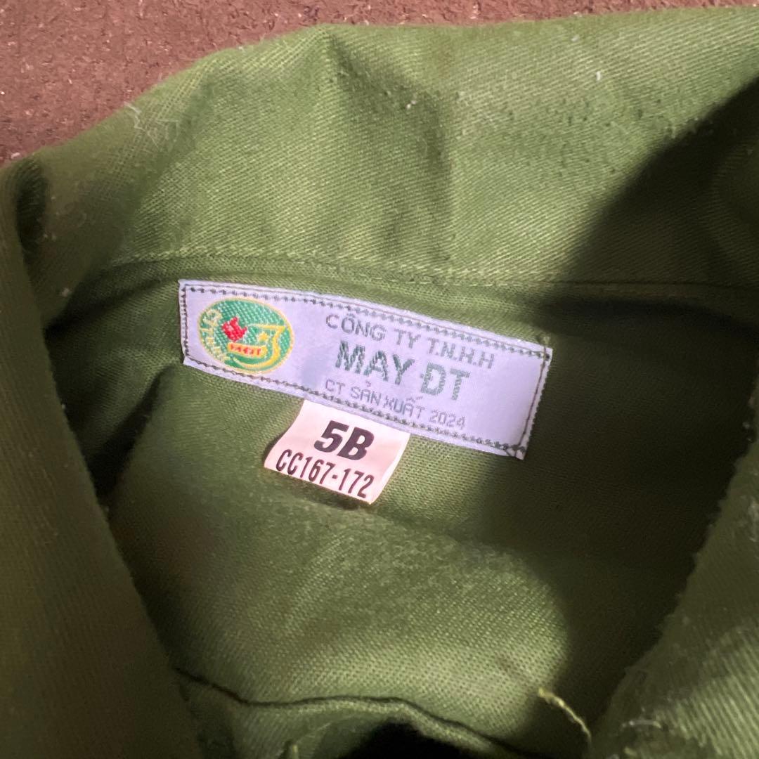 ベトナム人民軍　制服⭐︎長袖