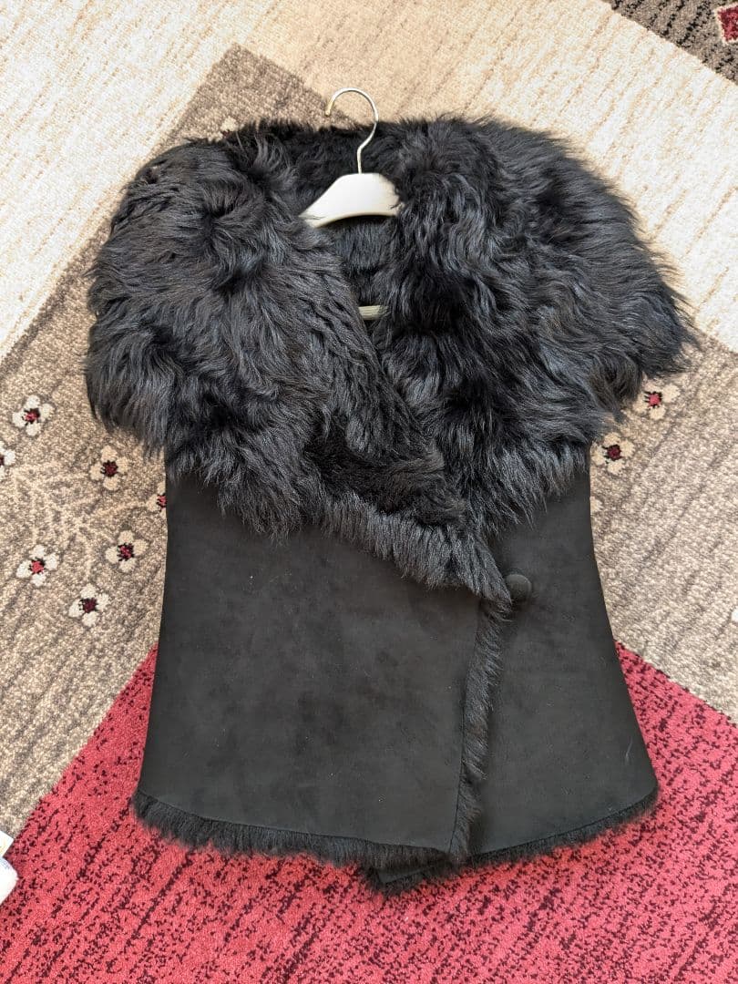 MOGA　シープファーベスト　ブラック