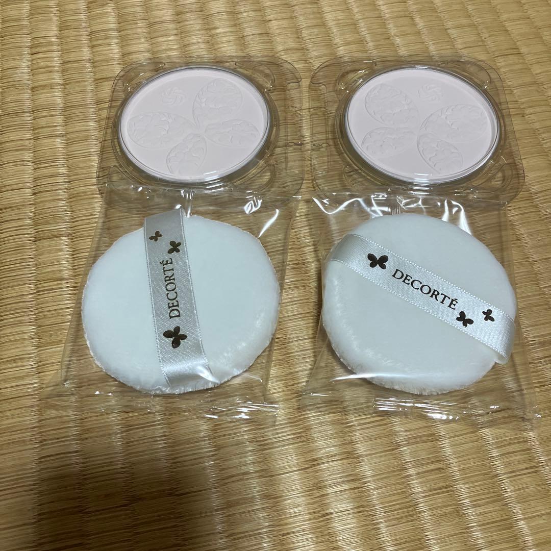 コスメデコルテ　マルセルワンダースコレクション　フェイスパウダーXV2つ　パフ