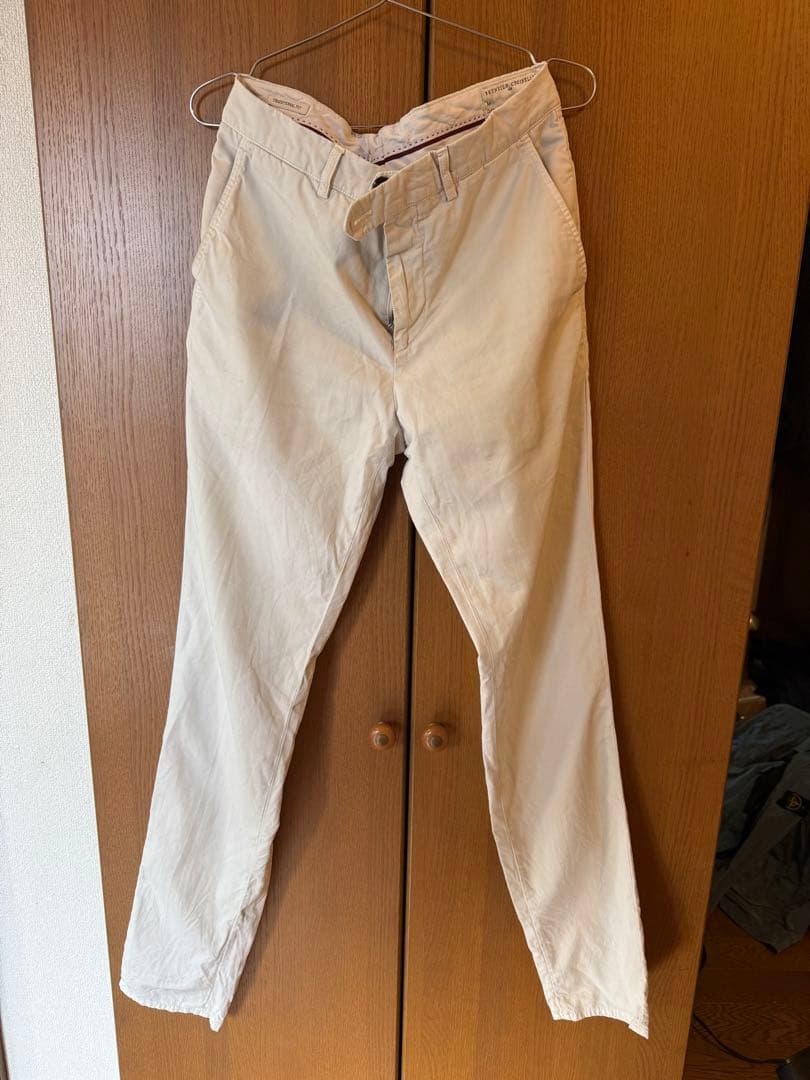 ブルネロクチネリ エクリュのパンツ 中古 サイズ48
