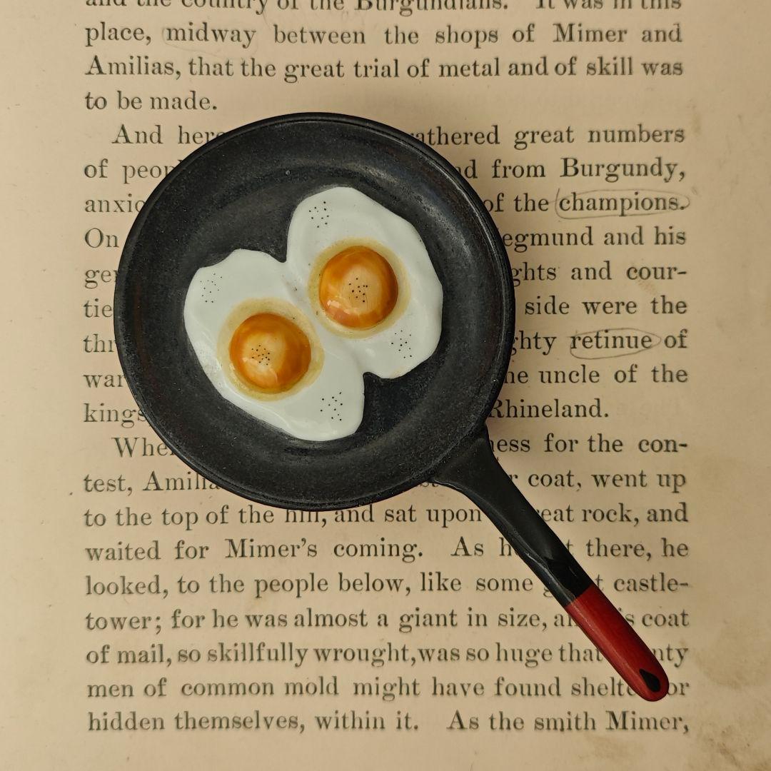 リモージュボックス　目玉焼きフライパン　ミニチュア　フランス製　小物入れ