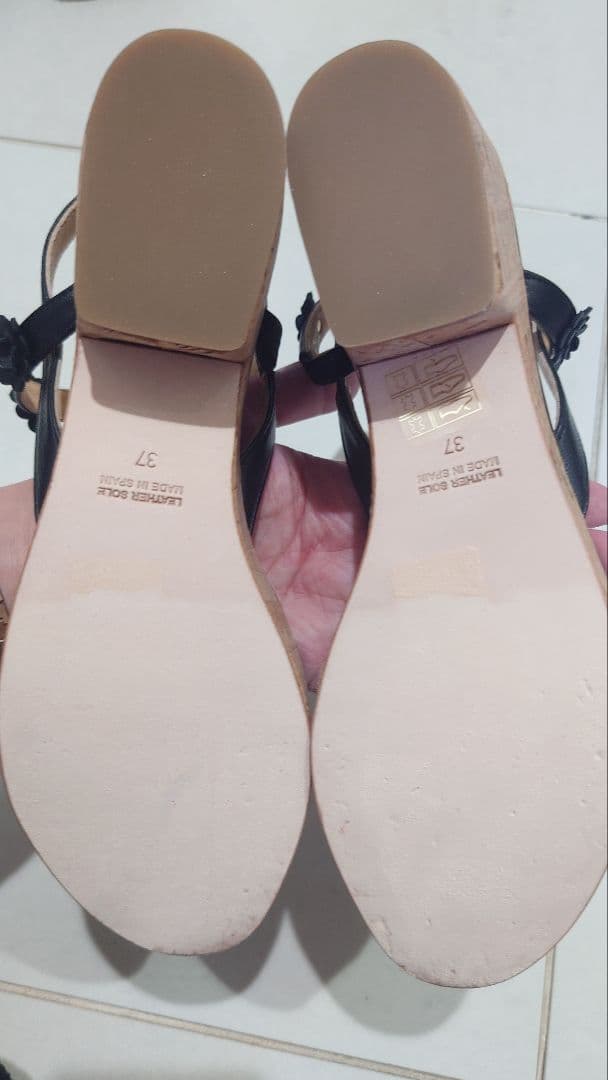 極美品【PELLICO SUNNY】フラワーストラップコルクソールサンダル