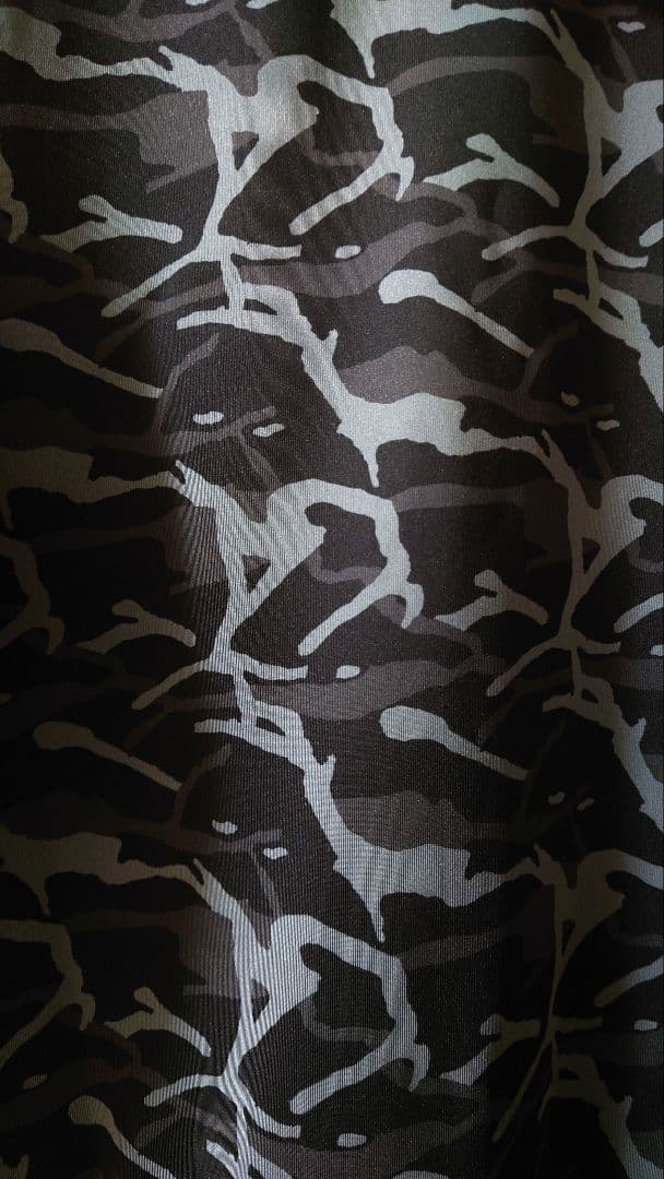 ヨネックス リンダンモデルジップパーカー 迷彩 黒グレー サイズO