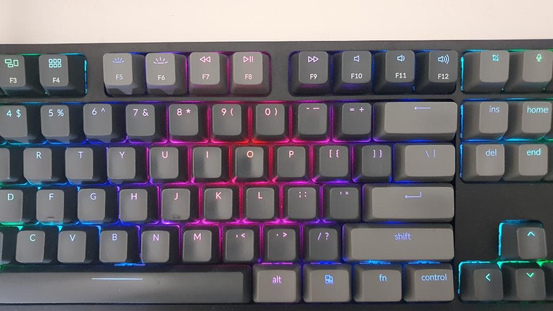 【US配列】Keychron C2 フルサイズメカニカルキーボード（美品・赤軸）