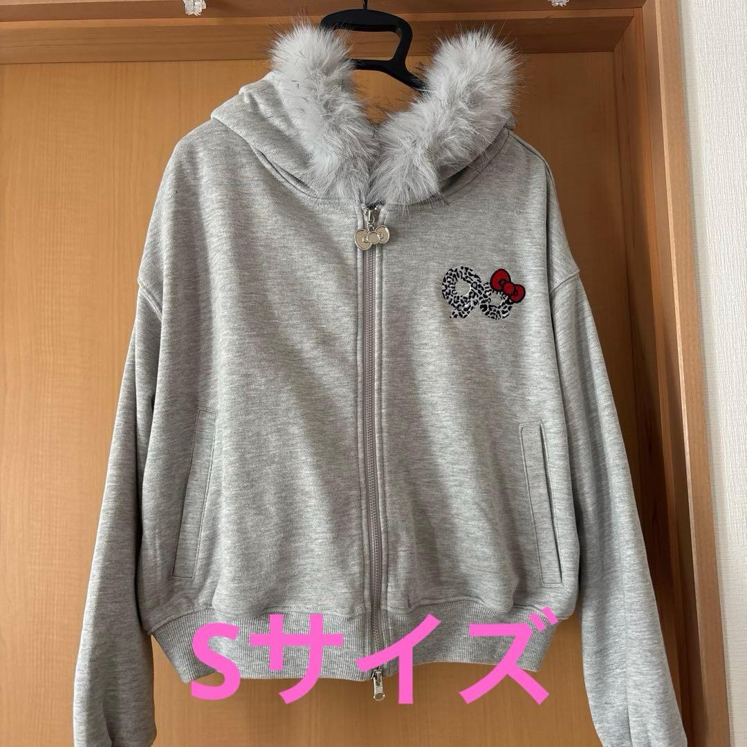 9090 girl ×HELLO KITTY 90 Logo Fur Zip