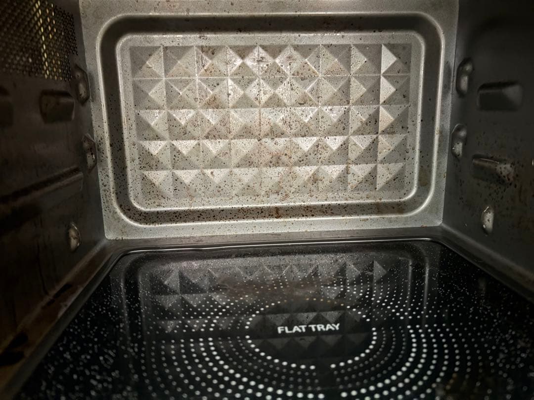 【匿名発送】TOSHIBA オーブンレンジ ER-S18 2020年製　天板付き