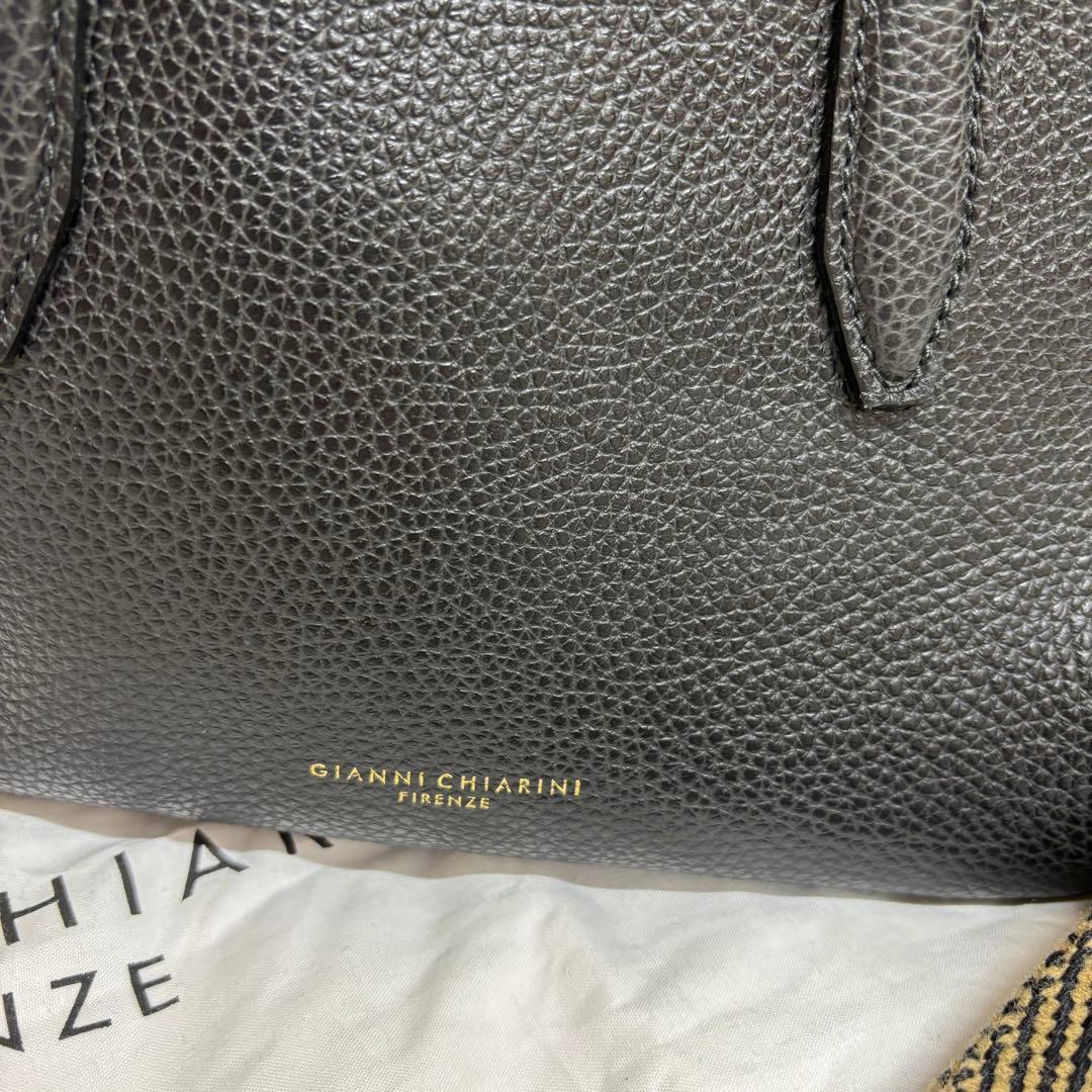GIANNI CHIARINI レザートートバッグ 黒 2way 太ストラップ付