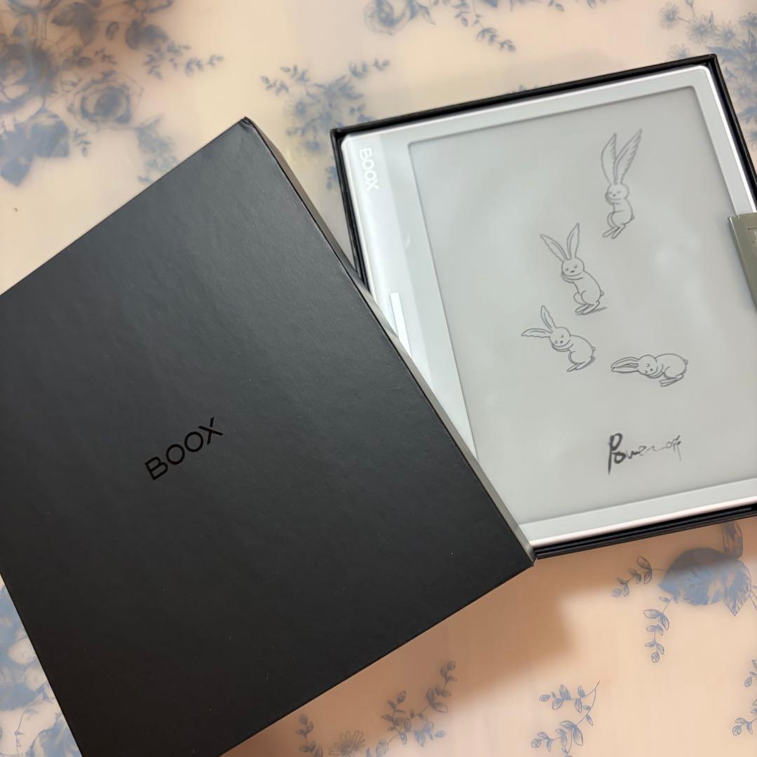 BOOX Leaf 7インチ E Inkタブレット【販売期間:11月18日まで】