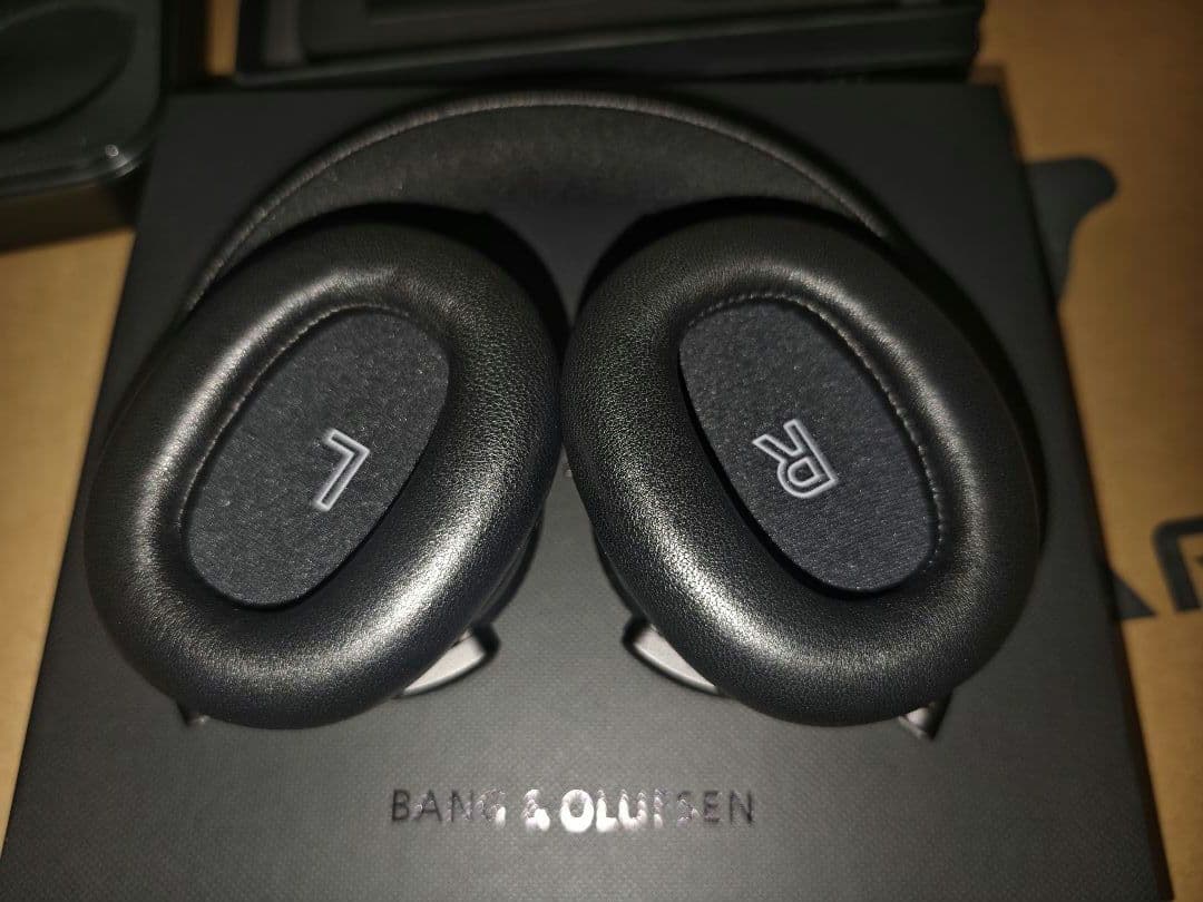 ヘッドホン Bang&Olufsen Beoplay H95
