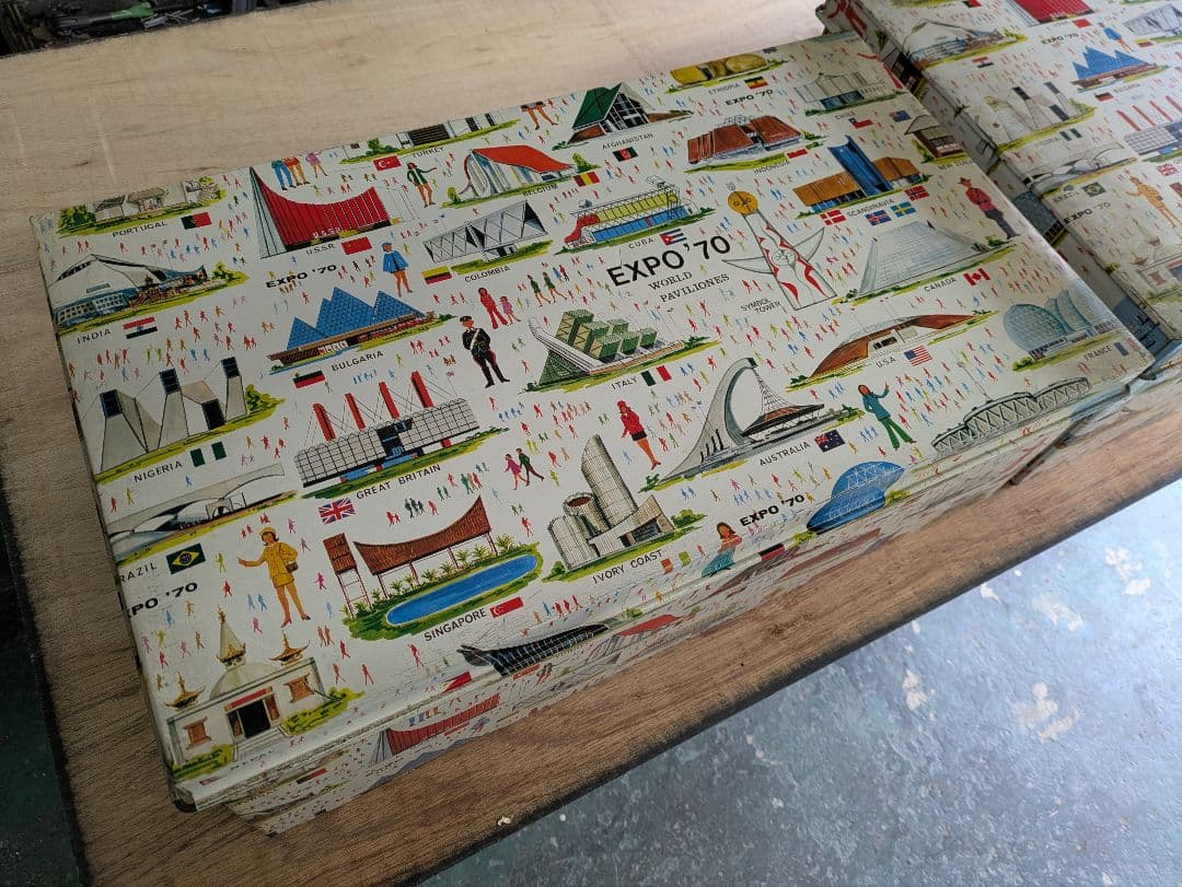 70エキスポ 衣装ケース　2個セット