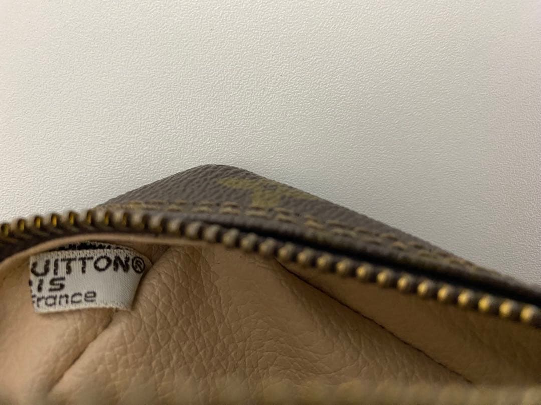 ルイヴィトン 　トゥルース　トワレット