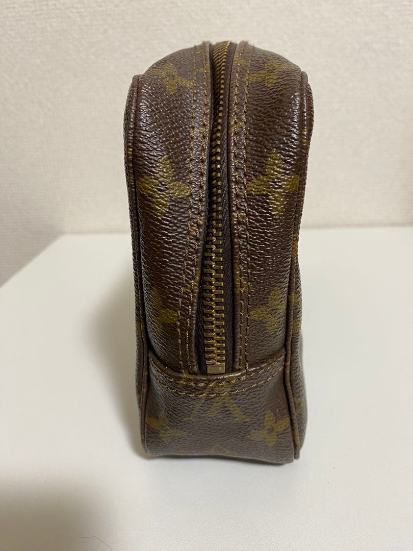 ルイヴィトン 　トゥルース　トワレット