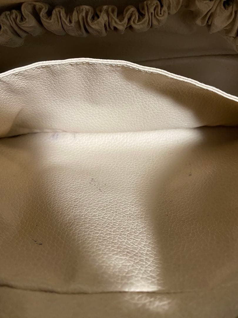 ルイヴィトン 　トゥルース　トワレット