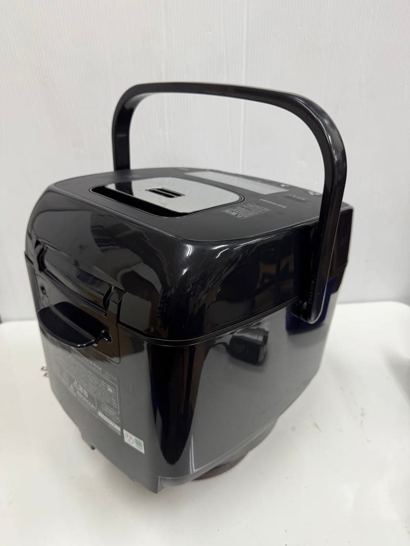 アイリスオーヤマ 圧力IHジャー炊飯器 RC-PD10-B 2024年製