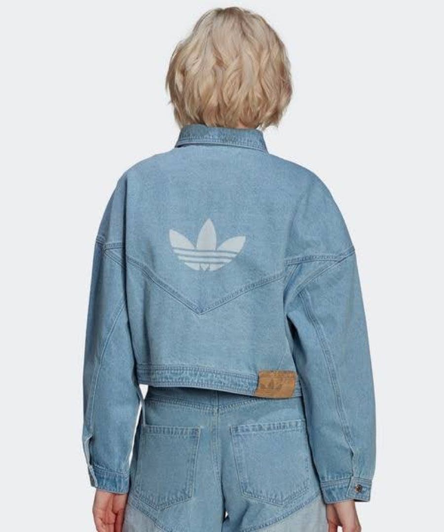 adidas クロップドデニムジャケット