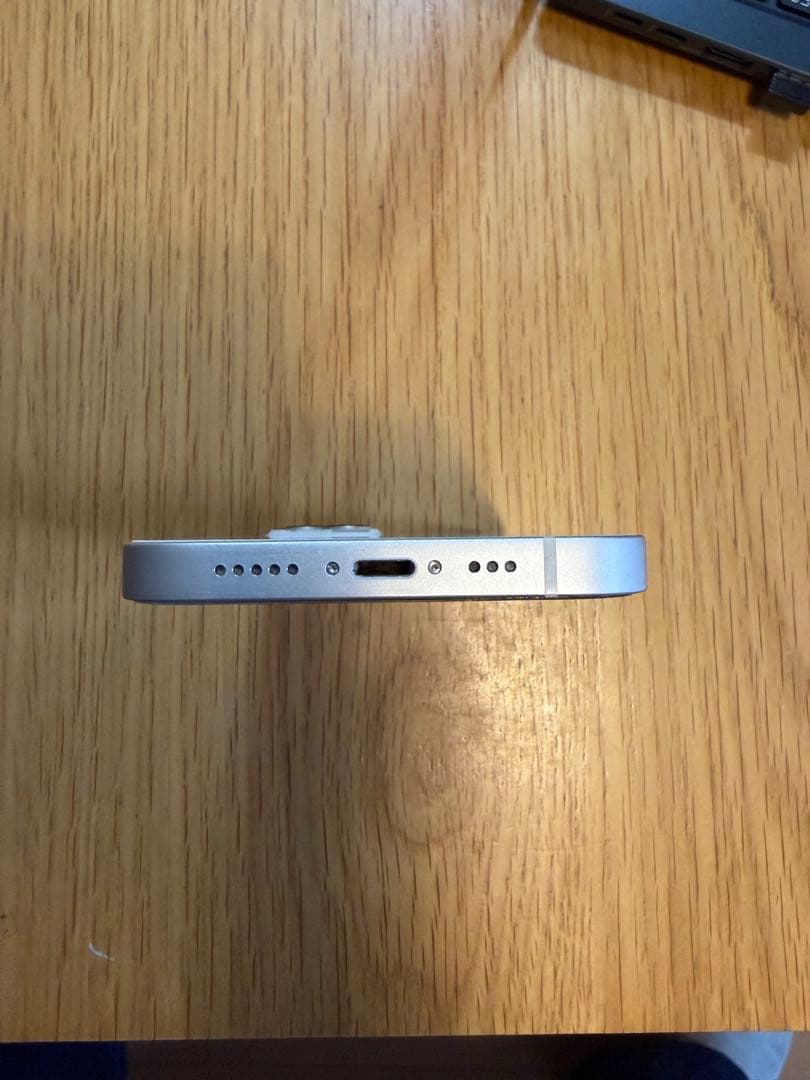 iPhone13 本体のみ