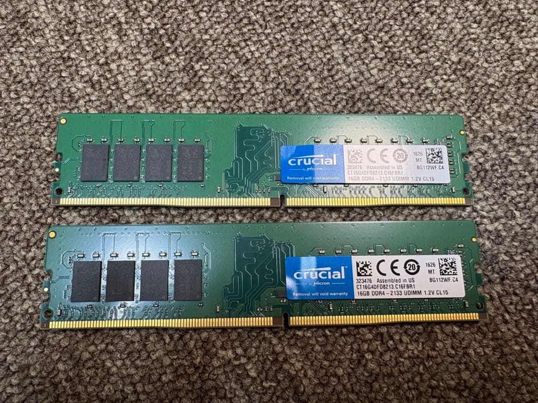Crucial DDR4 16GB 2枚