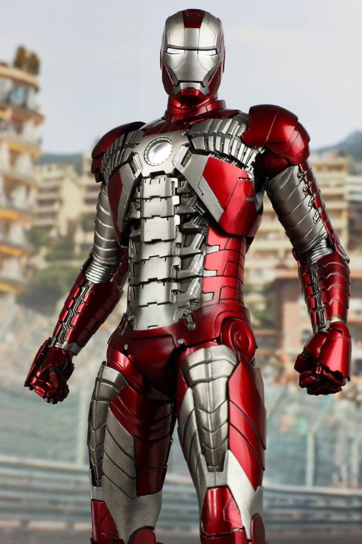 ホットトイズ アイアンマン・マーク5 1/6 ムービー・マスターピース