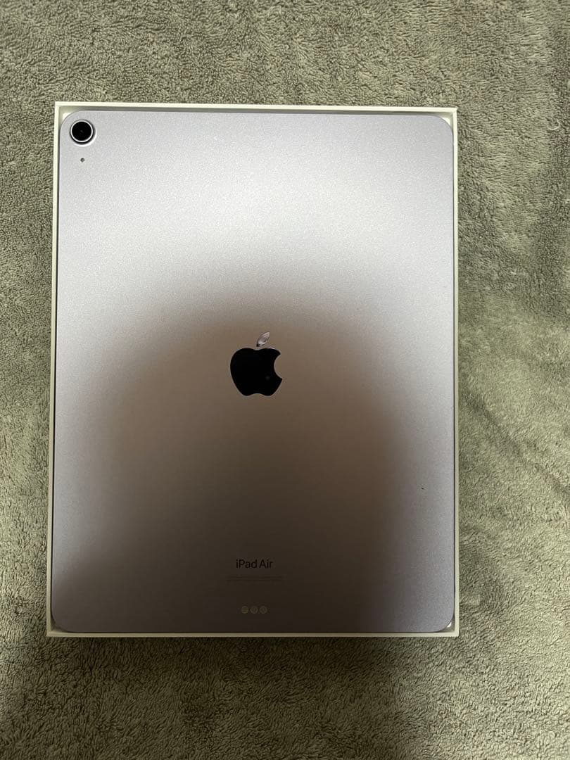 もも　M2 iPadAir 13インチ　256GB 箱などあり