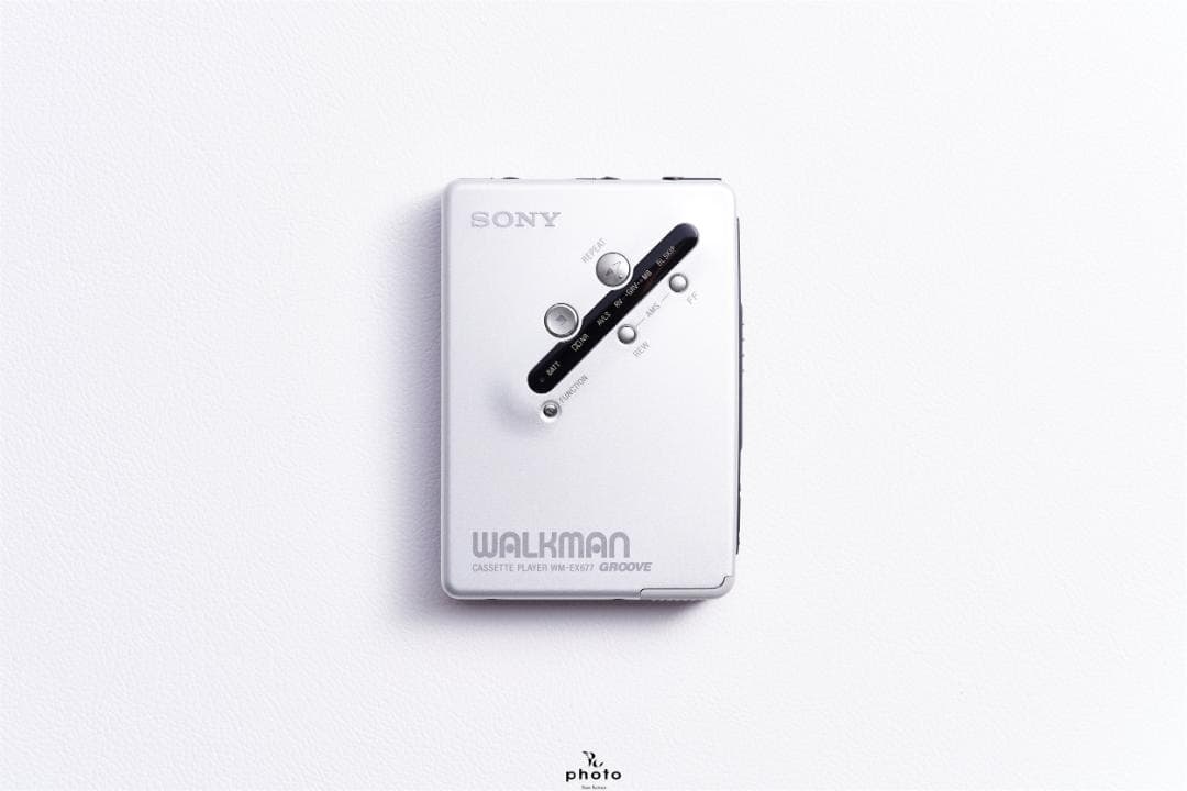 SONY WALKMAN ツートンカラー カセットウォークマン WM-EX677