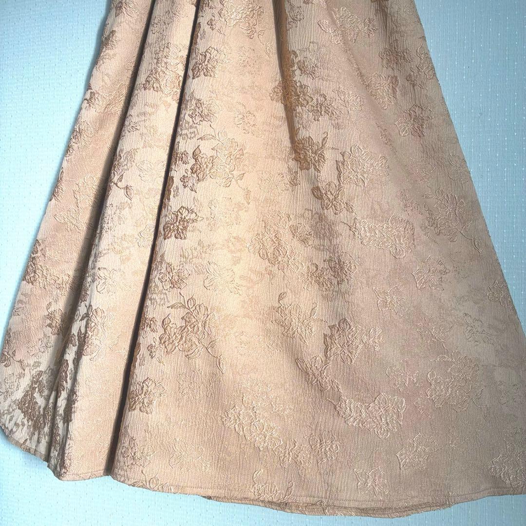 新品　AMAILオケージョンドレス お呼ばれ　ベージュ　ジャガードワンピース