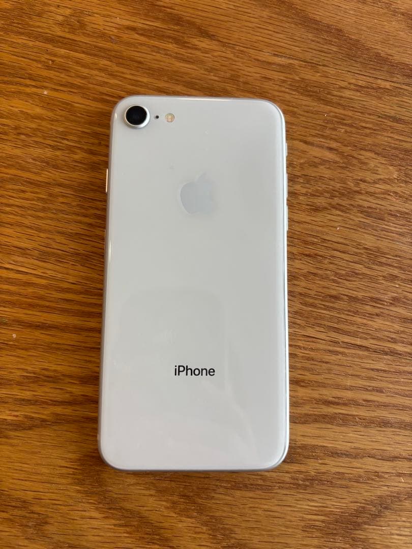 iPhone8 256GB 画面割れ有り