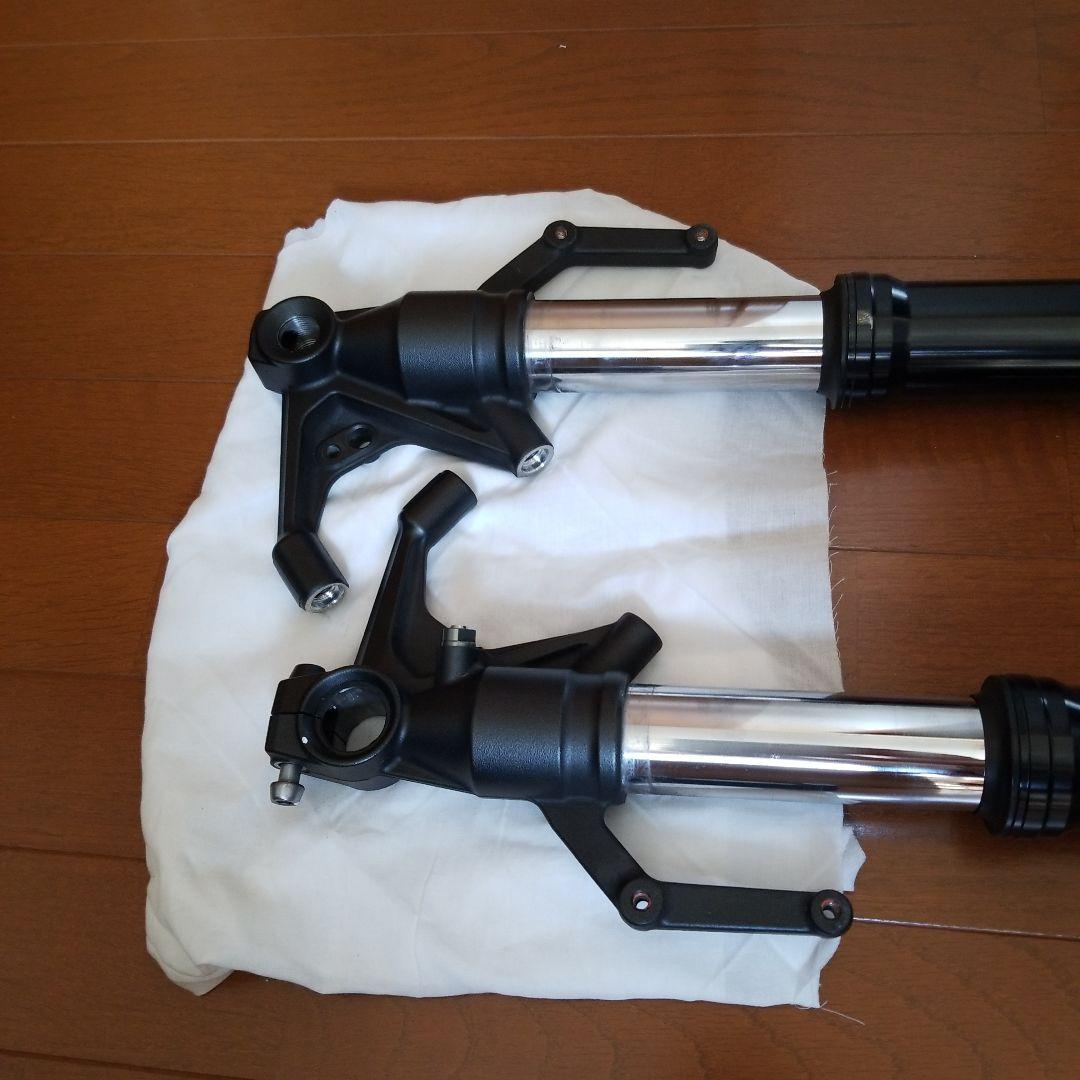 カワサキ　Z900RS フロントフォーク　左右2本セット黒