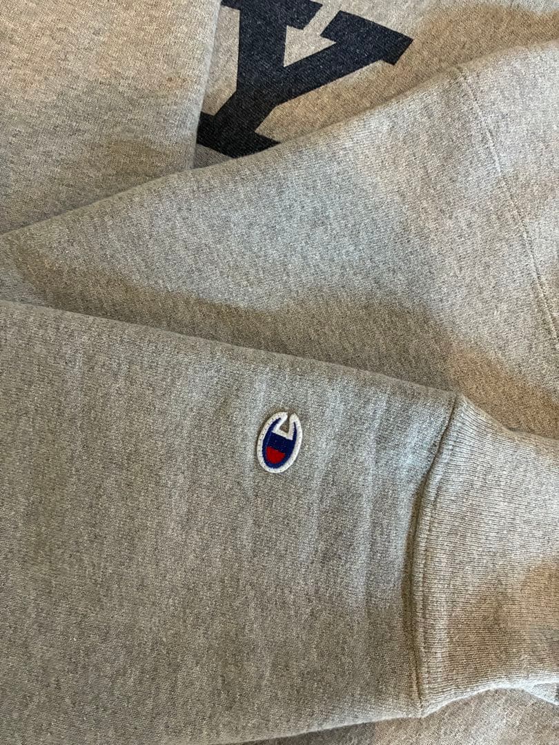 ミ*ル様 Champion Yale トレーナー グレー