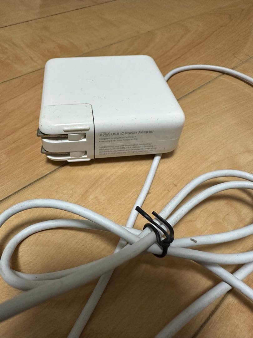 美品MacBook Pro 2019 16インCoi 9 RAM32 SSD1T