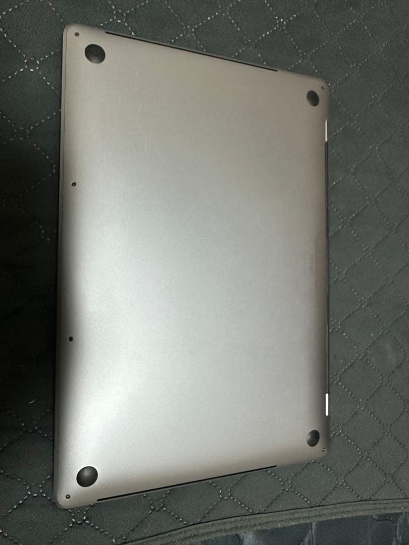 美品MacBook Pro 2019 16インCoi 9 RAM32 SSD1T