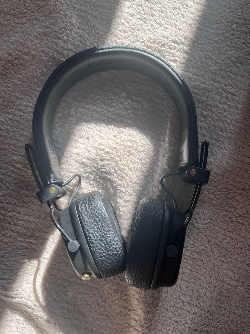 マーシャル ヘッドホン