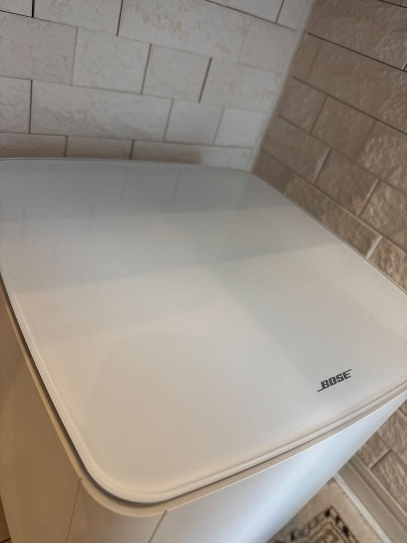 Bose Bass Module 700 アークティックホワイト