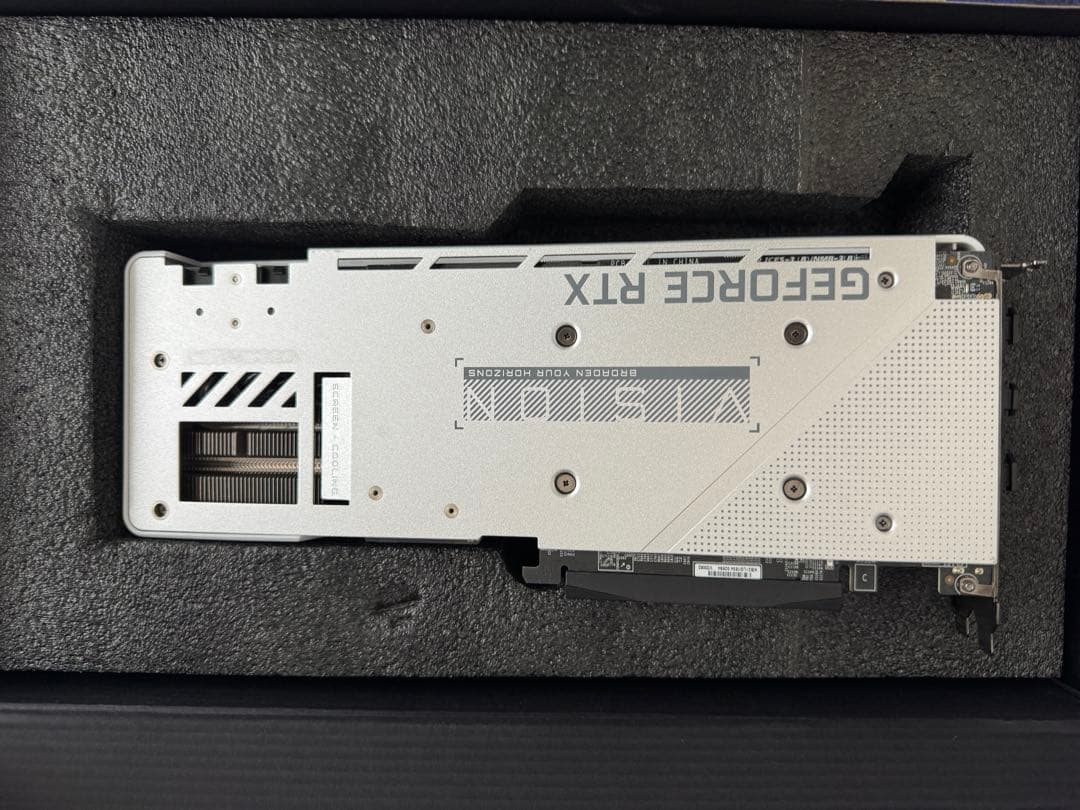 グラフィックボード・グラボ・ビデオカード GIGABYTE GEFORCE RTX 3070 Vision 8GB OC